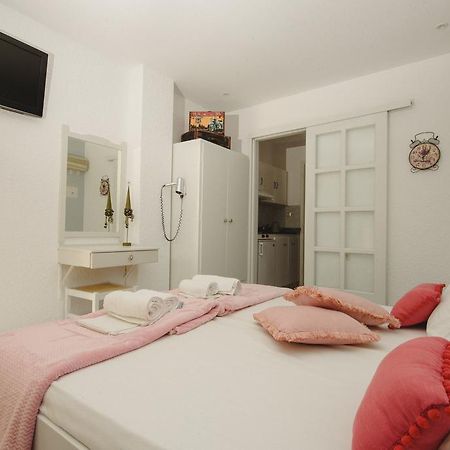 Nissos Poros Apartment Poros Town Екстериор снимка